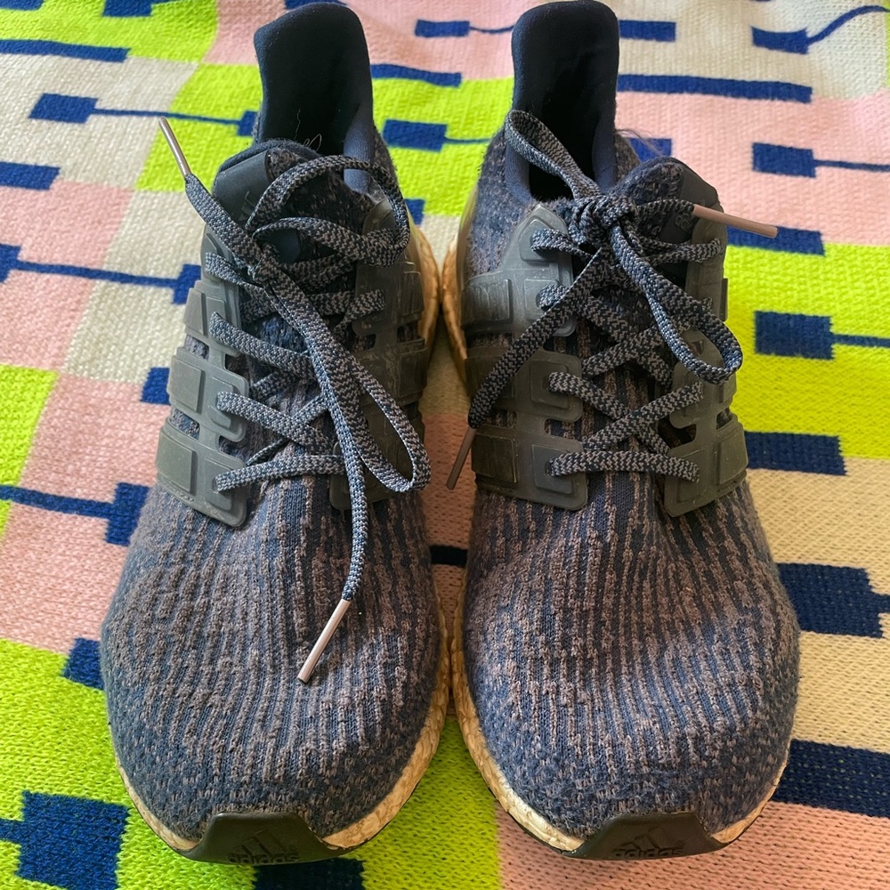 Navy Adidas Ultra-boost - WOMENS US 11
